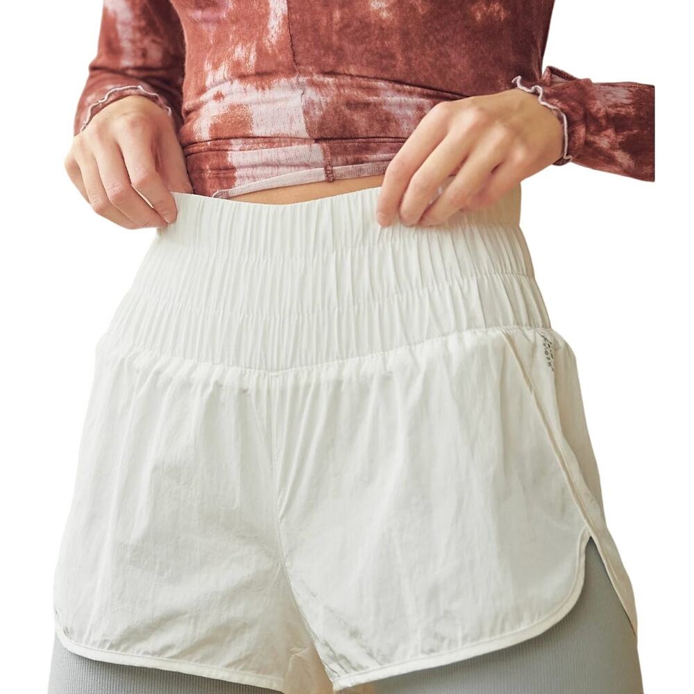 Free People The Way Home Shorts White size Large